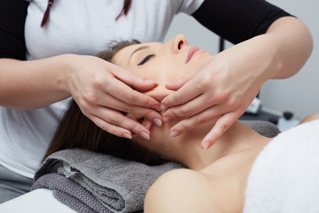 Buccal massage benefits 